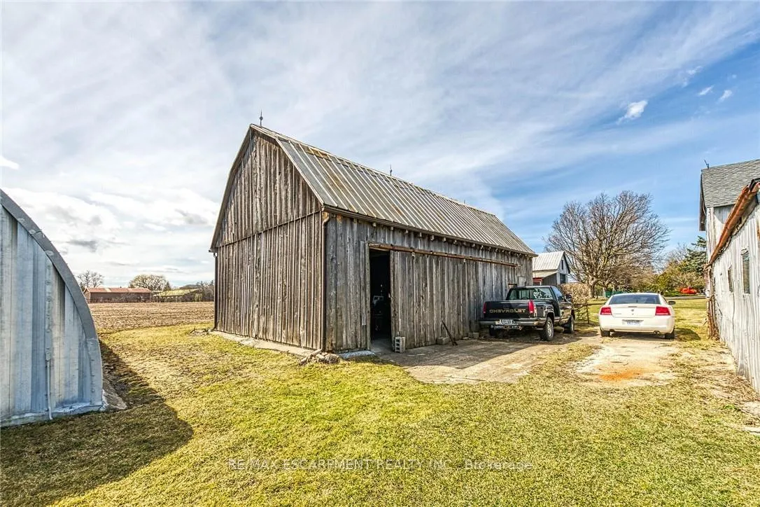 Photo 32 of 492 Second Road E, Hamilton, Rural Stoney Creek — HOMEH