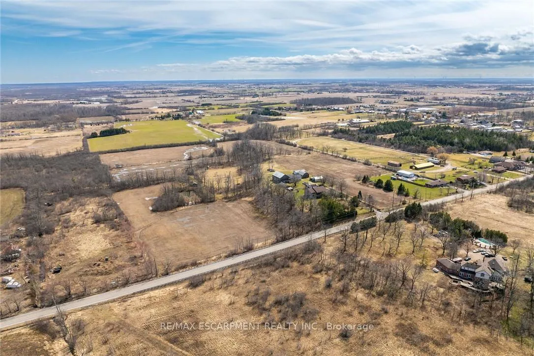 Photo 41 of 492 Second Road E, Hamilton, Rural Stoney Creek — HOMEH