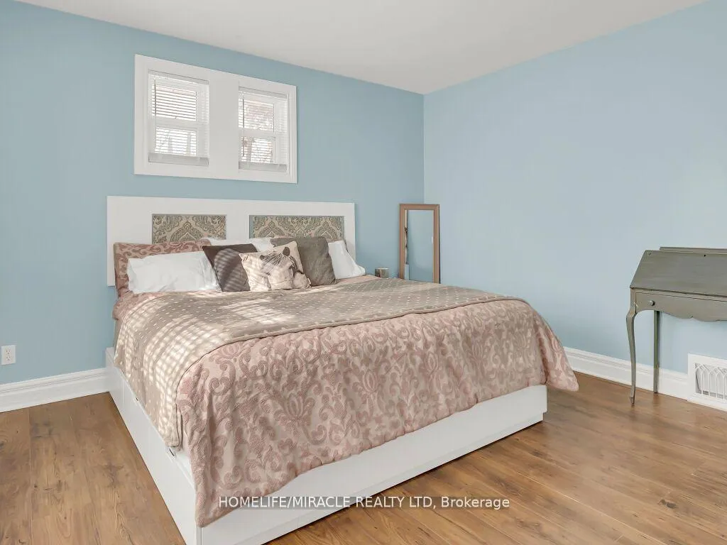 Photo 36 of 87 harmony Road S, Oshawa, Donevan — HOMEH