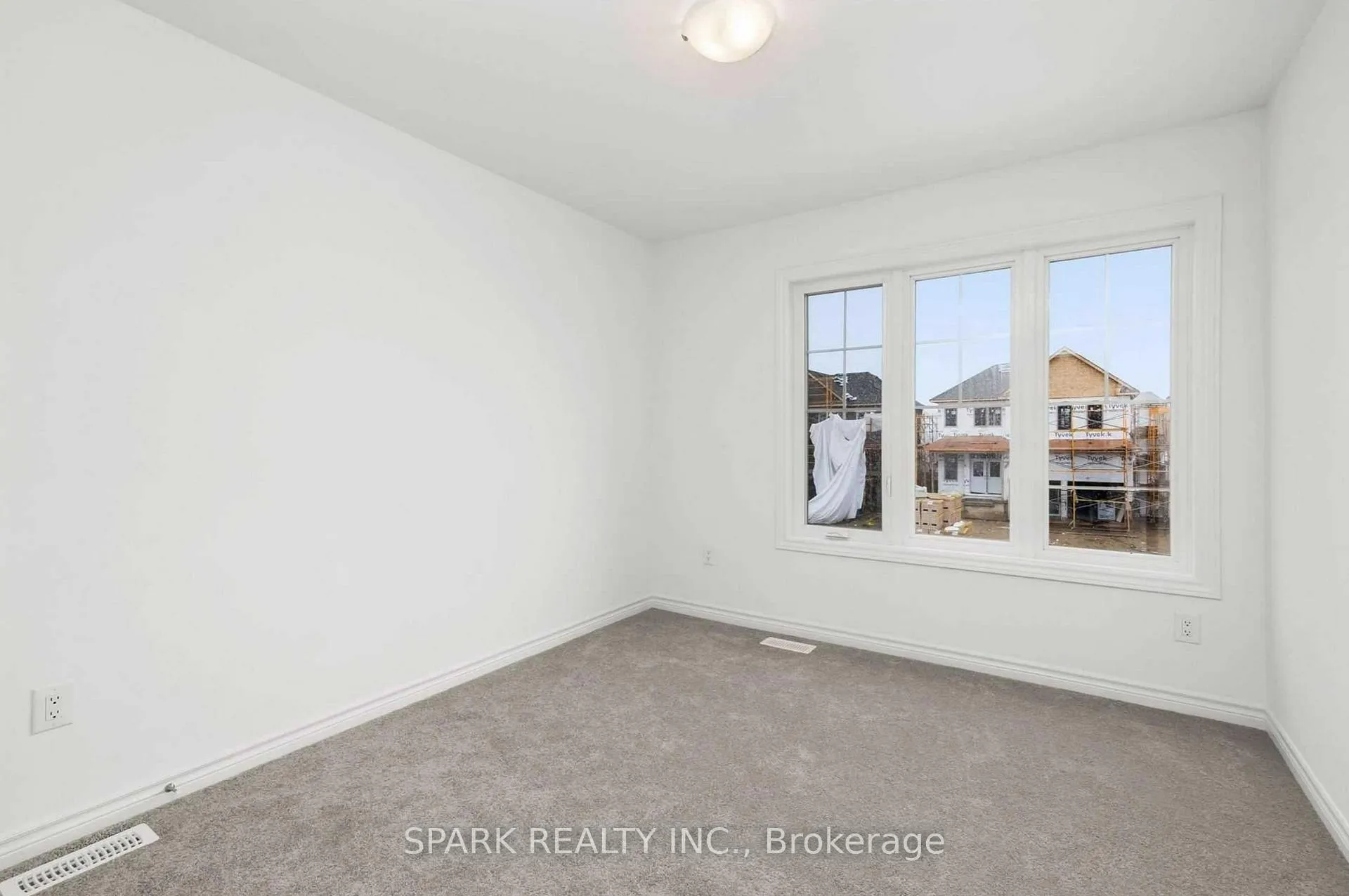 Photo 15 of 37 Mackenzie Street, Southgate — HOMEH