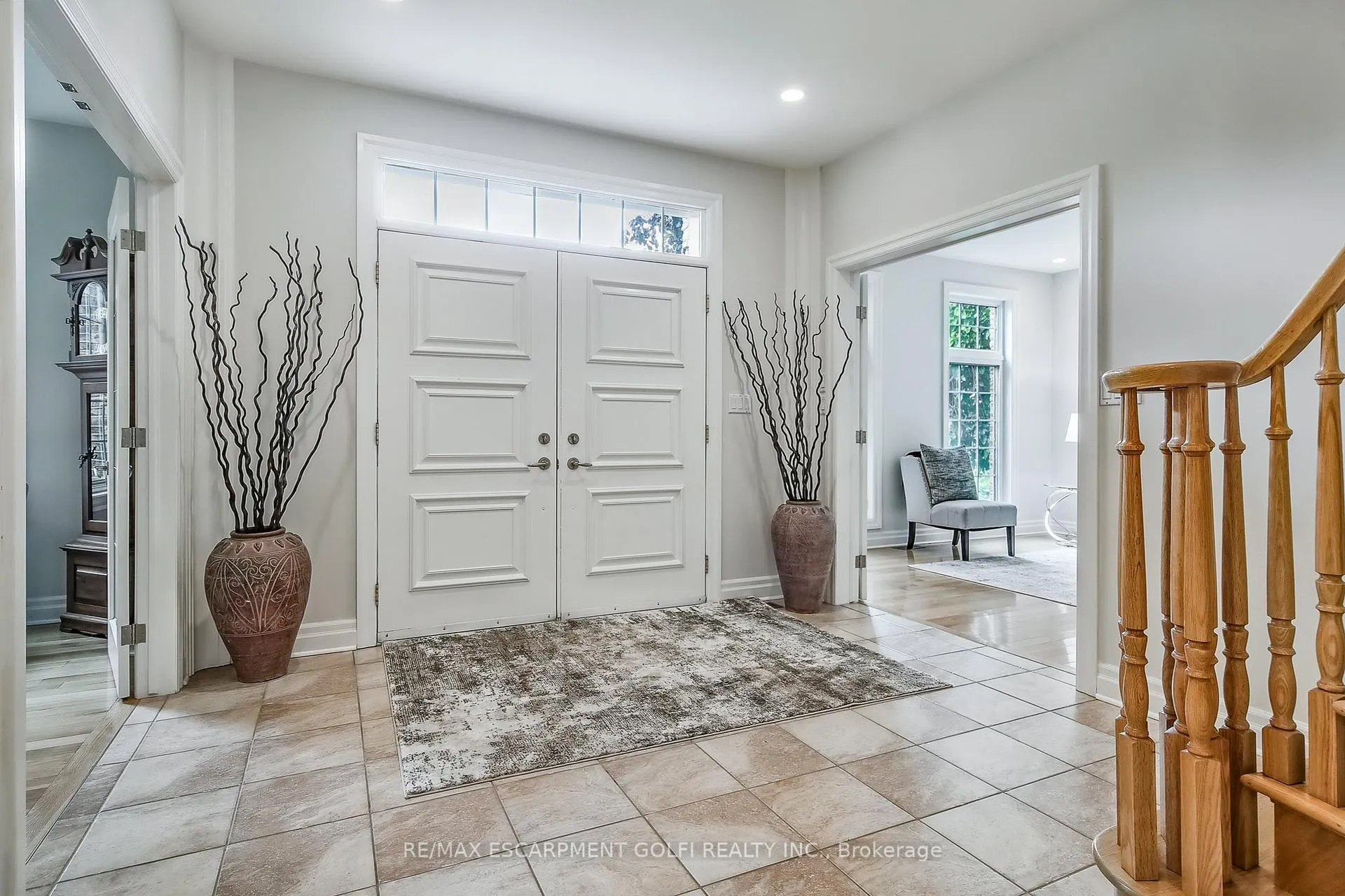 Photo 6 of 6431 Rockcliffe Estates, Niagara Falls, Stamford — HOMEH
