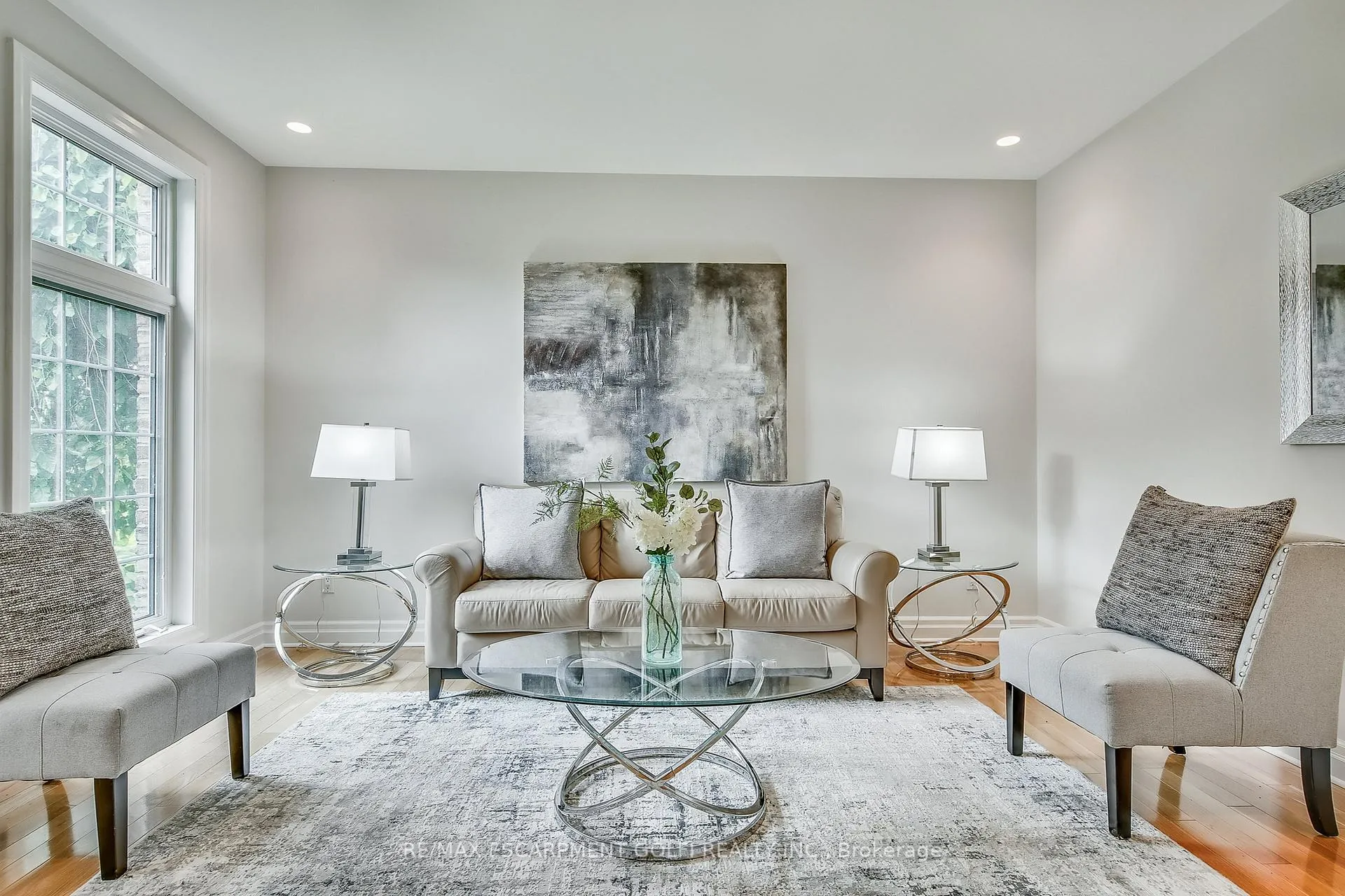Photo 9 of 6431 Rockcliffe Estates, Niagara Falls, Stamford — HOMEH