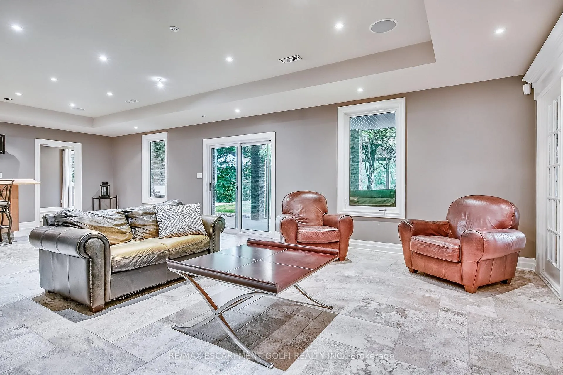 Photo 30 of 6431 Rockcliffe Estates, Niagara Falls, Stamford — HOMEH