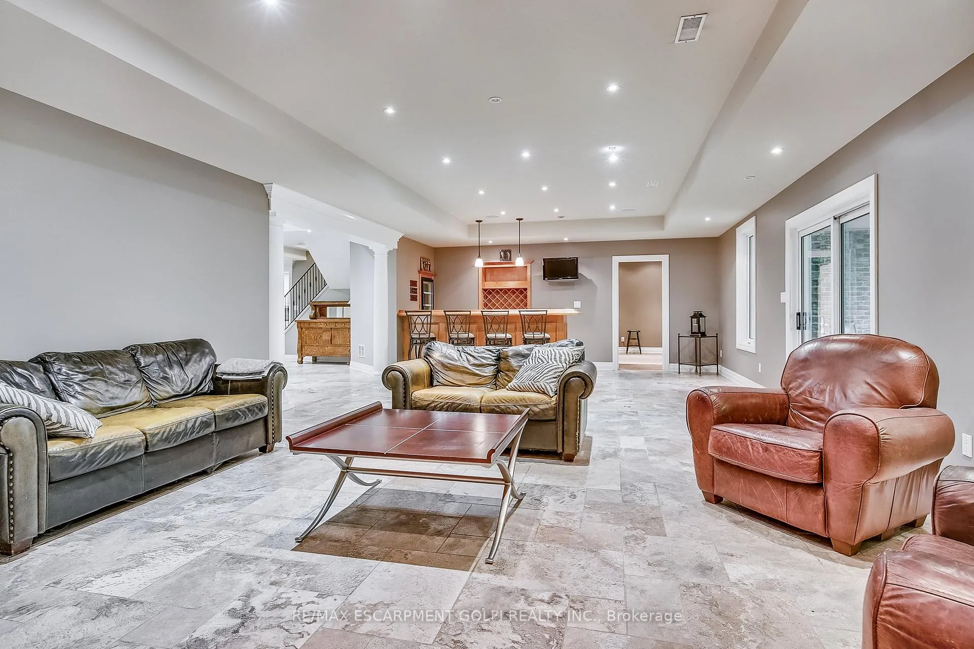 Photo 31 of 6431 Rockcliffe Estates, Niagara Falls, Stamford — HOMEH