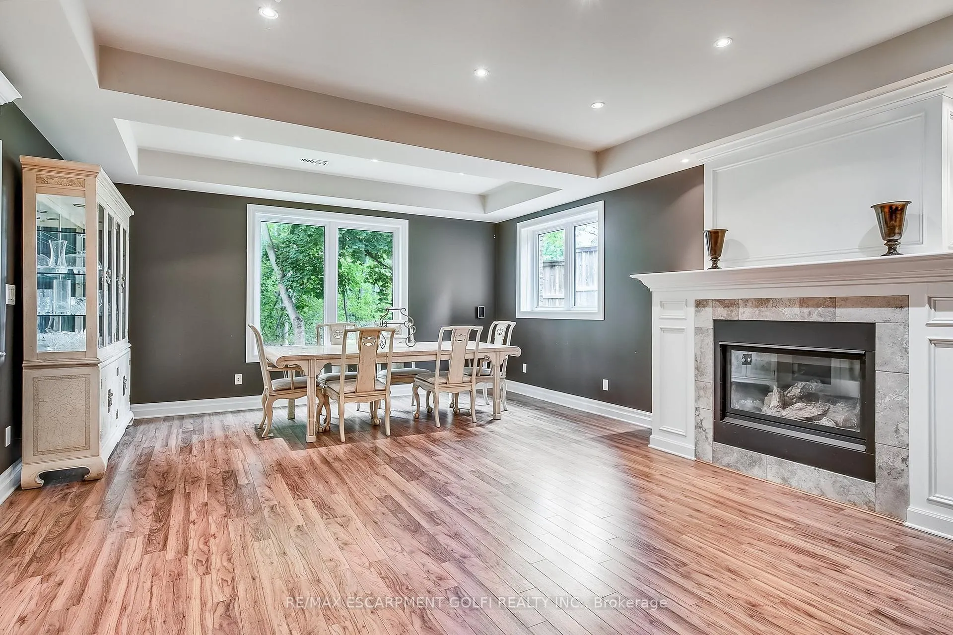 Photo 34 of 6431 Rockcliffe Estates, Niagara Falls, Stamford — HOMEH
