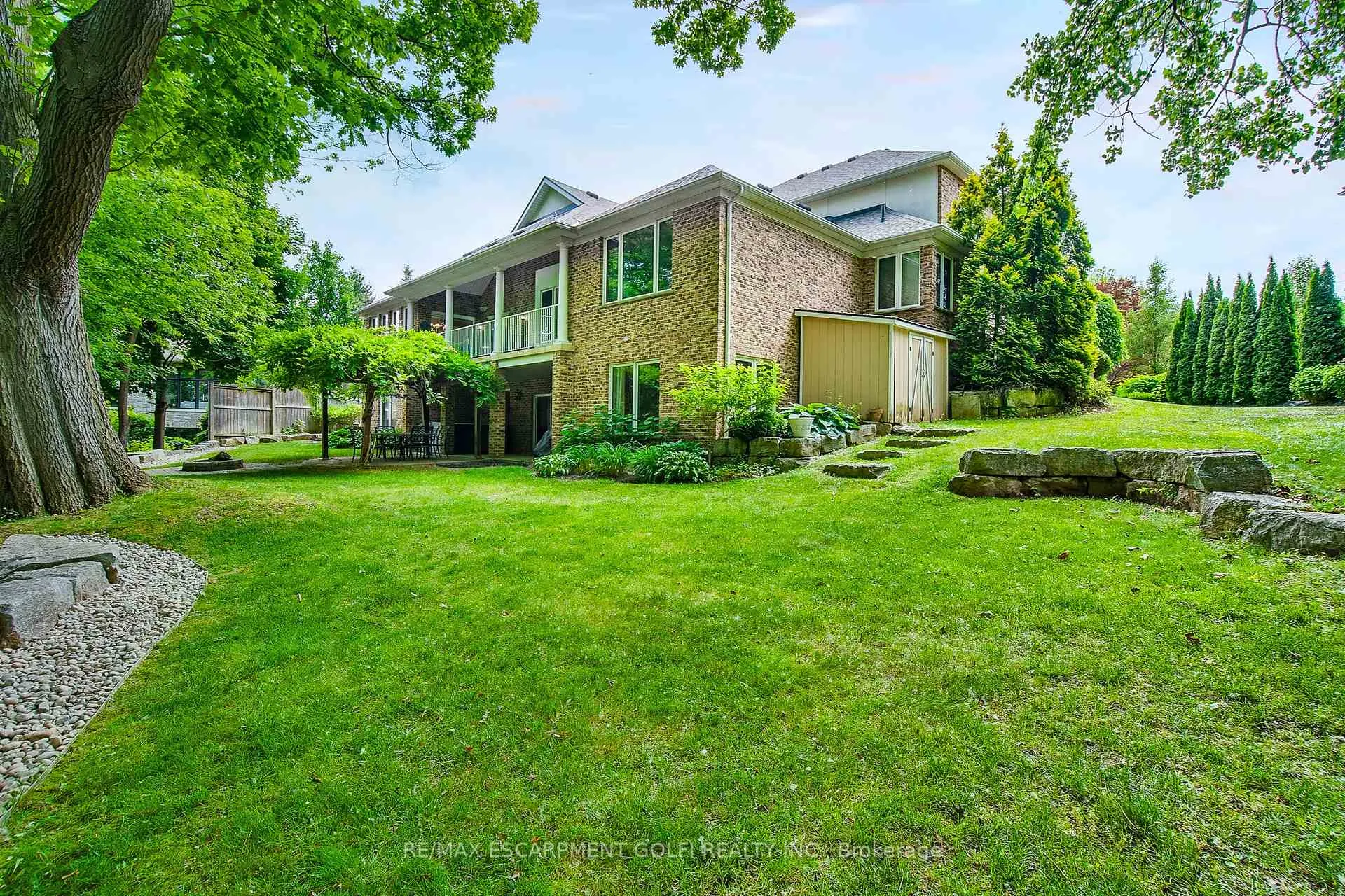Photo 38 of 6431 Rockcliffe Estates, Niagara Falls, Stamford — HOMEH