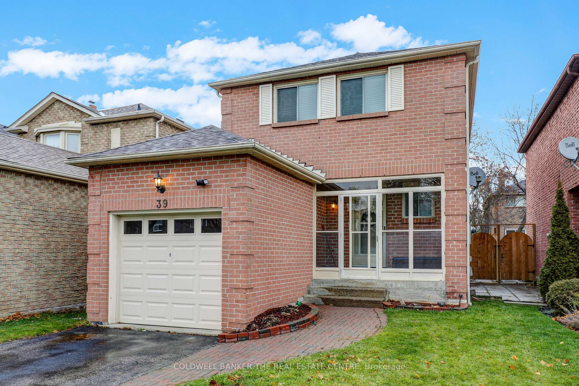 Photo 2 of 39 Carnelly Crescent, Ajax, Central West — HOMEH
