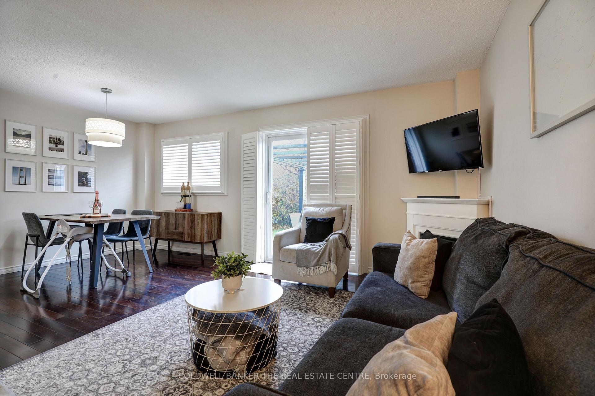 Photo 9 of 39 Carnelly Crescent, Ajax, Central West — HOMEH