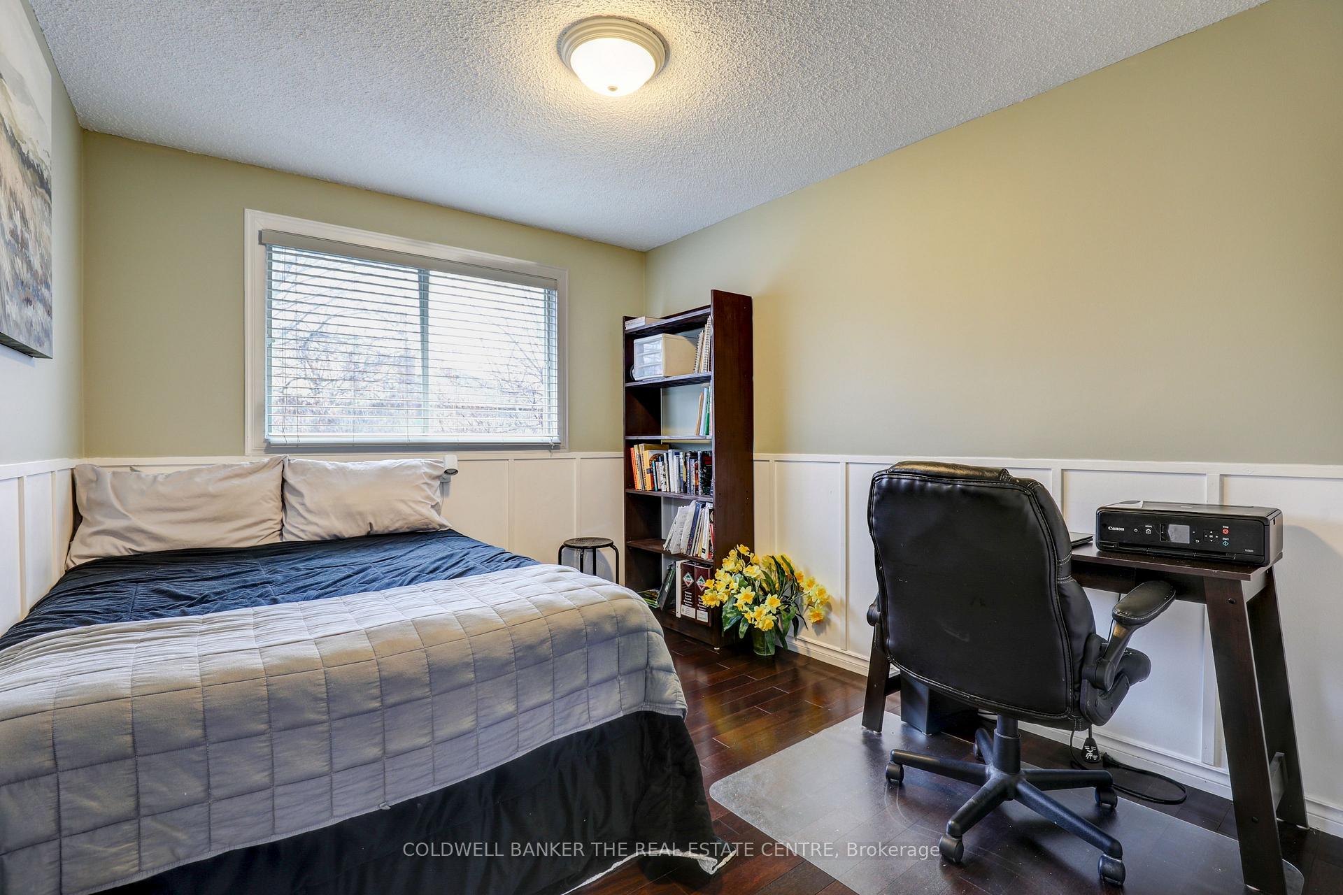 Photo 20 of 39 Carnelly Crescent, Ajax, Central West — HOMEH