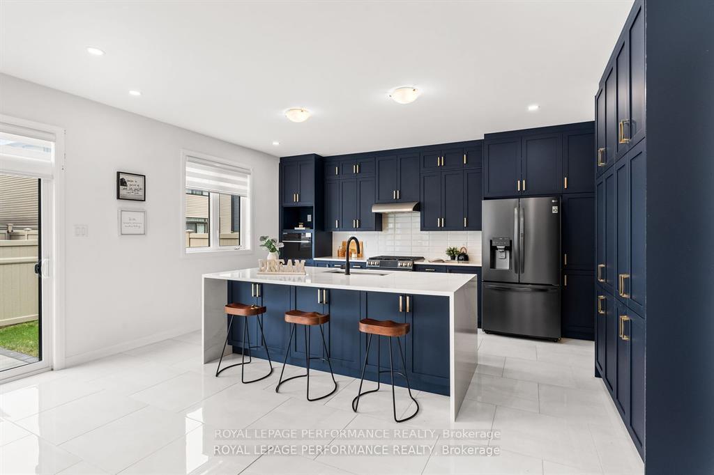 Photo 9 of 95 Ralph Erfle Way, Ottawa, Barrhaven - Half Moon Bay — HOMEH