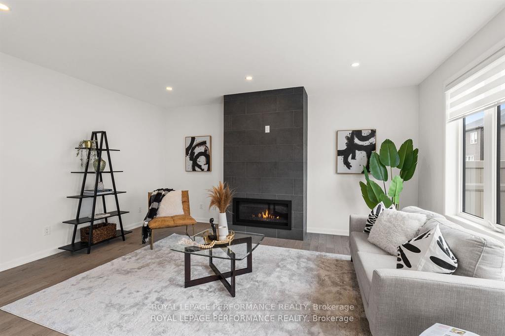 Photo 16 of 95 Ralph Erfle Way, Ottawa, Barrhaven - Half Moon Bay — HOMEH