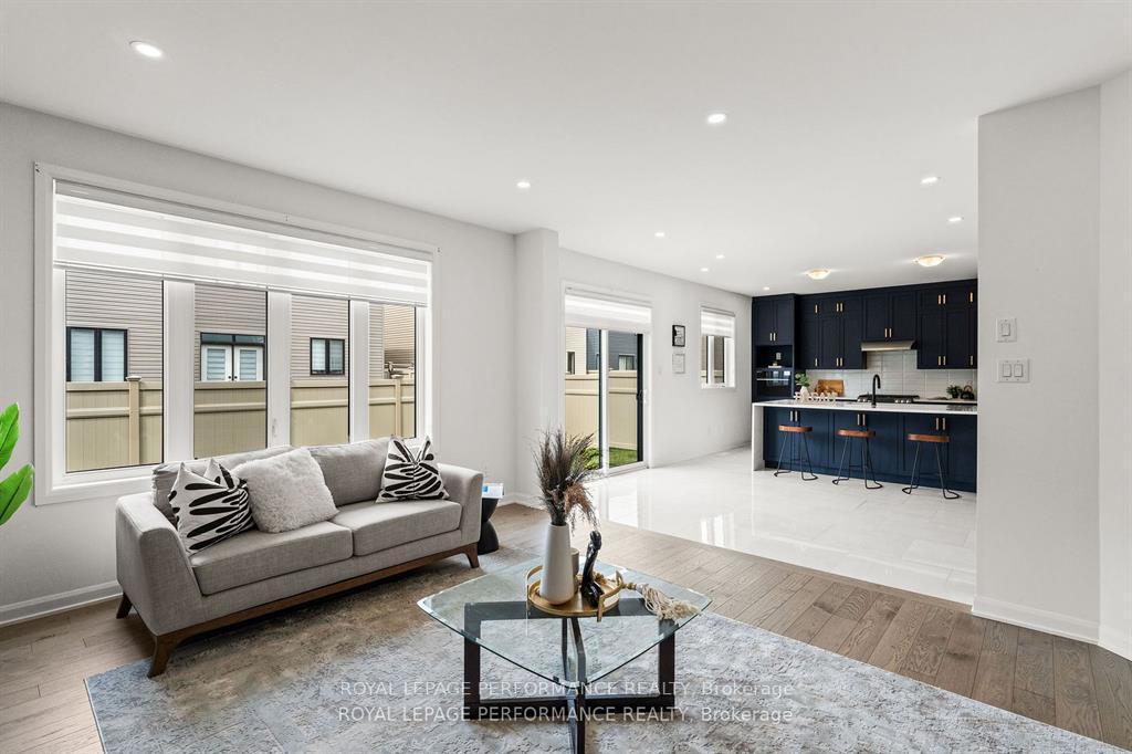 Photo 18 of 95 Ralph Erfle Way, Ottawa, Barrhaven - Half Moon Bay — HOMEH
