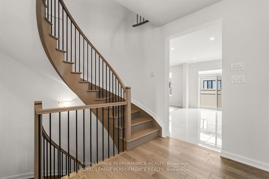 Photo 21 of 95 Ralph Erfle Way, Ottawa, Barrhaven - Half Moon Bay — HOMEH