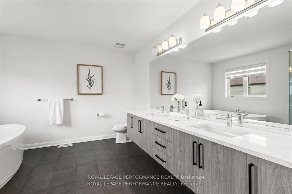 Photo 25 of 95 Ralph Erfle Way, Ottawa, Barrhaven - Half Moon Bay — HOMEH