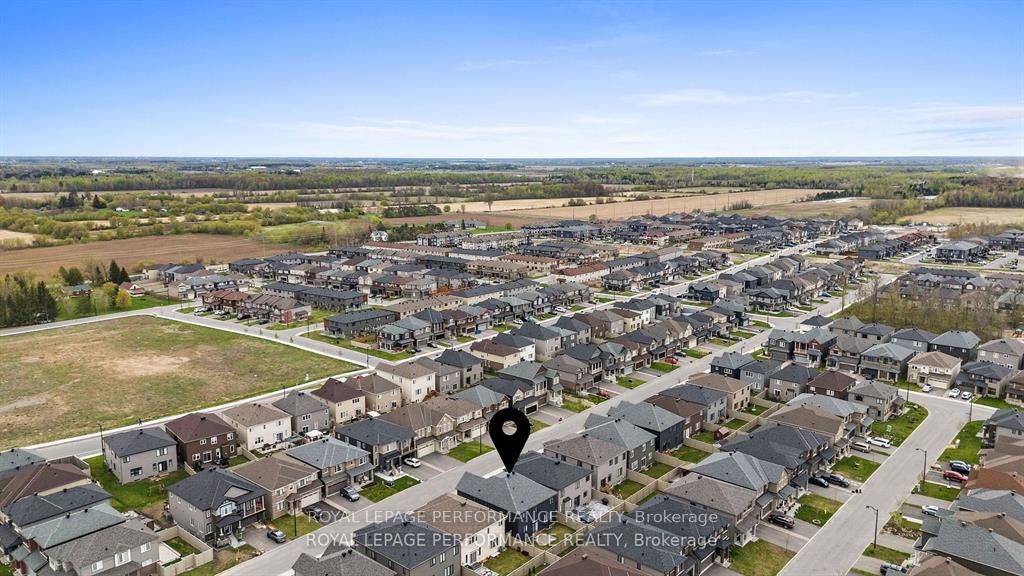 Photo 41 of 95 Ralph Erfle Way, Ottawa, Barrhaven - Half Moon Bay — HOMEH