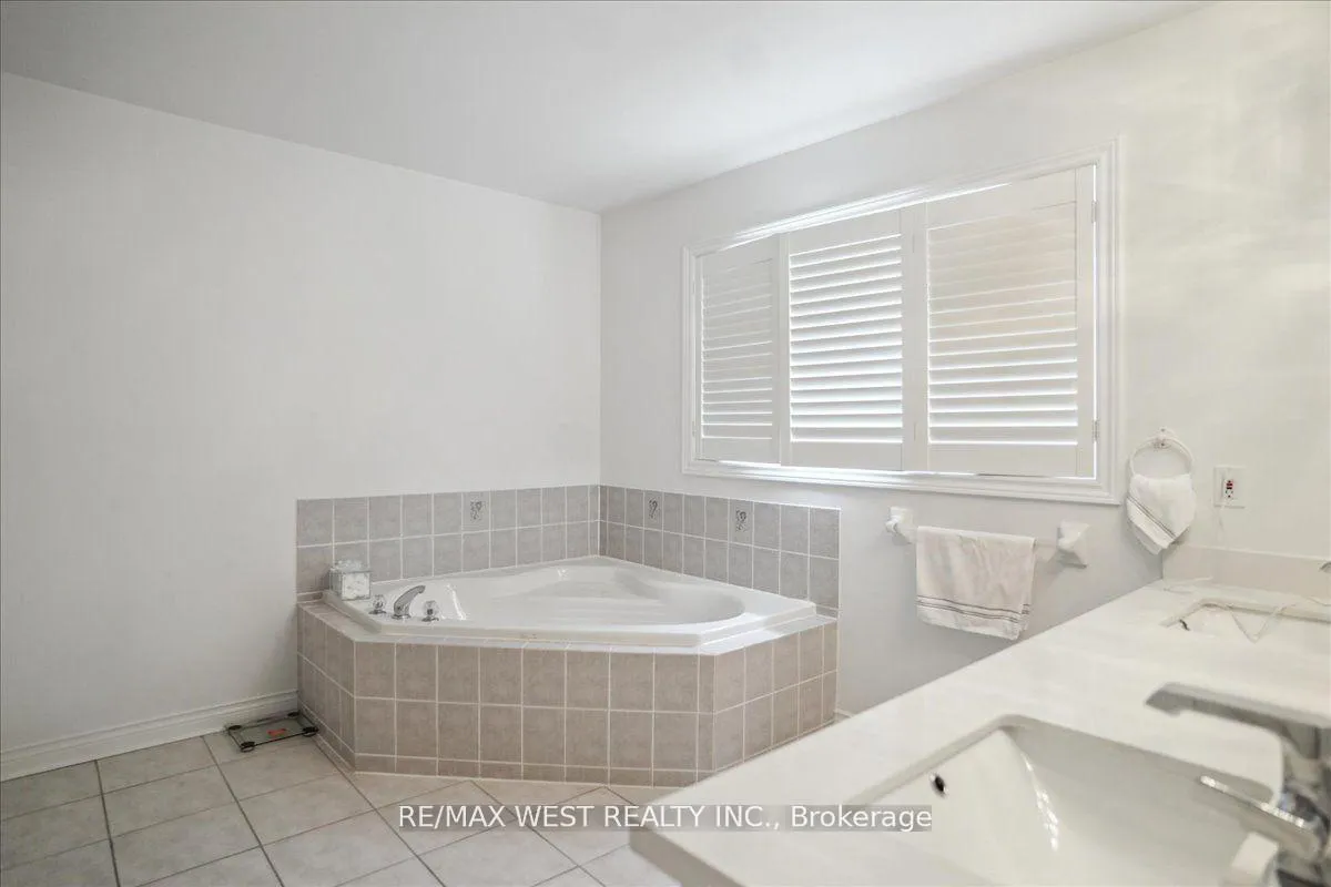 Photo 12 of 3 Branstone Drive, Whitby, Taunton North — HOMEH