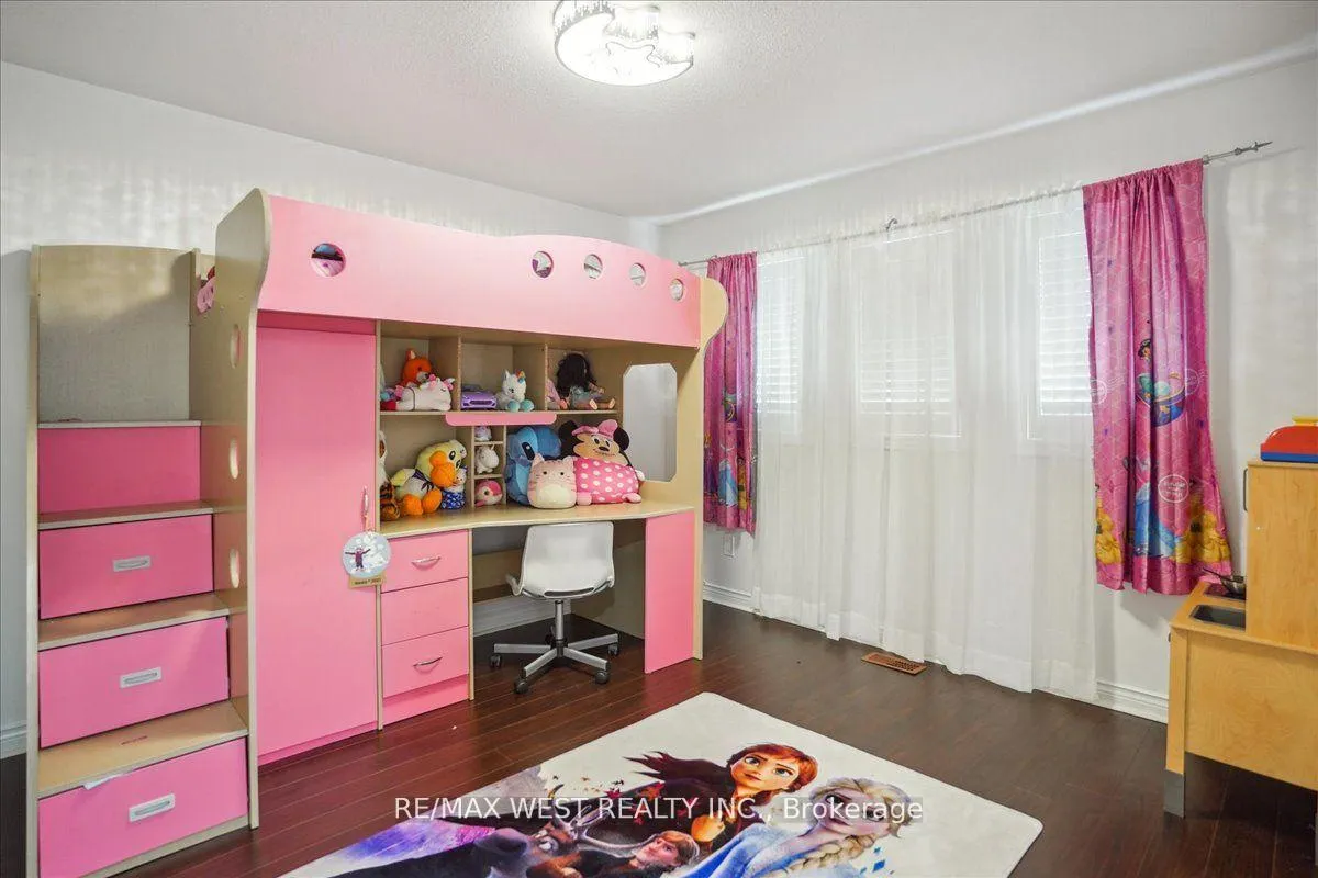 Photo 15 of 3 Branstone Drive, Whitby, Taunton North — HOMEH