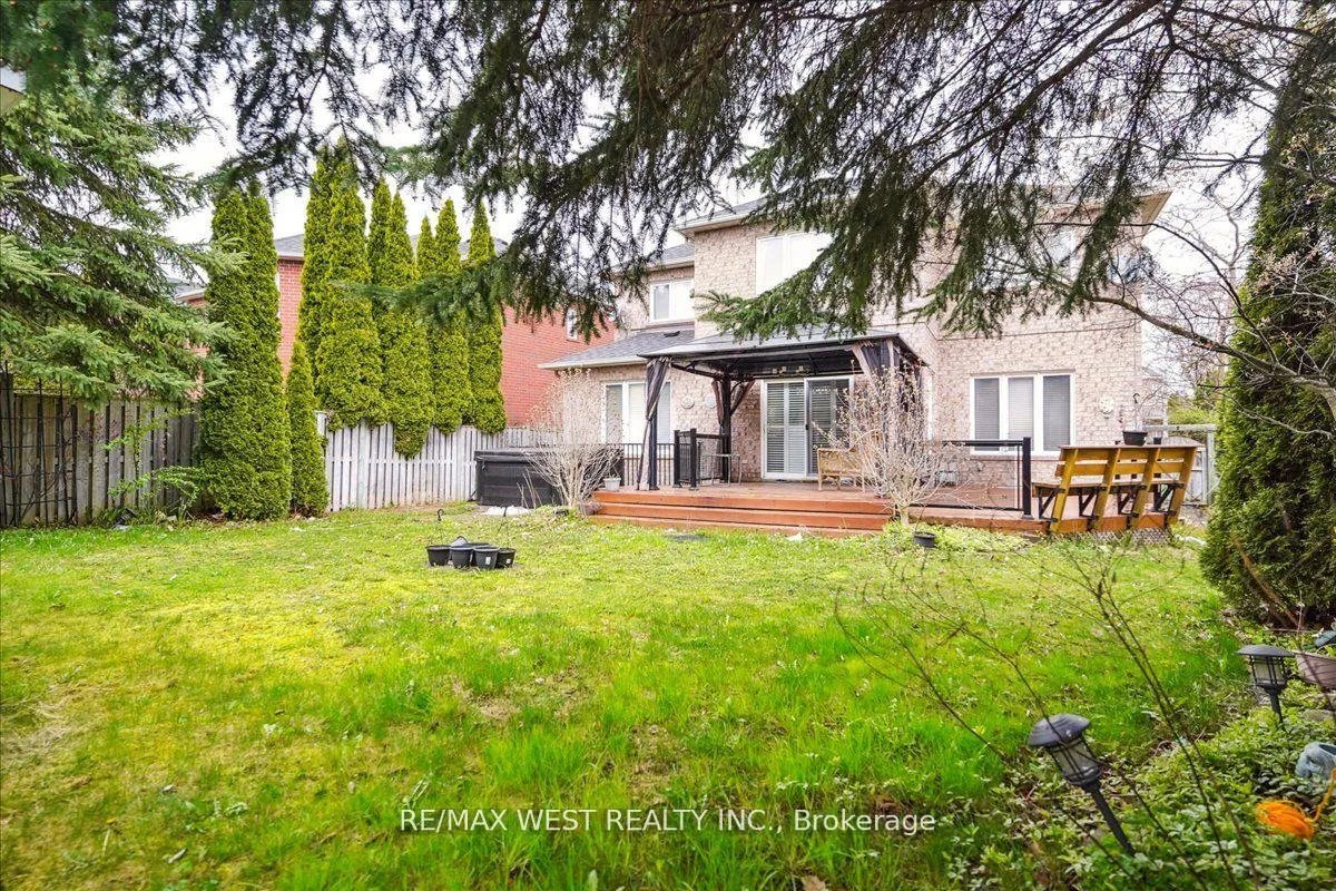 Photo 23 of 3 Branstone Drive, Whitby, Taunton North — HOMEH