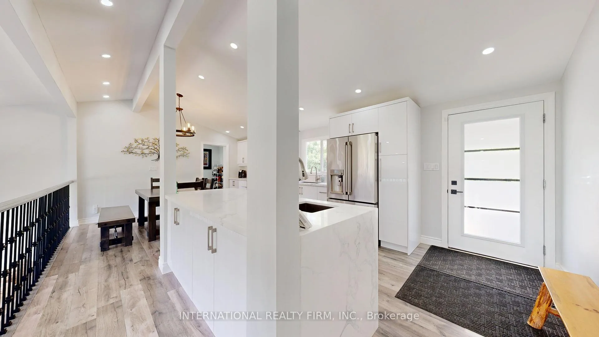 Photo 11 of 8309 Oak Ridges Drive, Hamilton Township, Rural Hamilton — HOMEH
