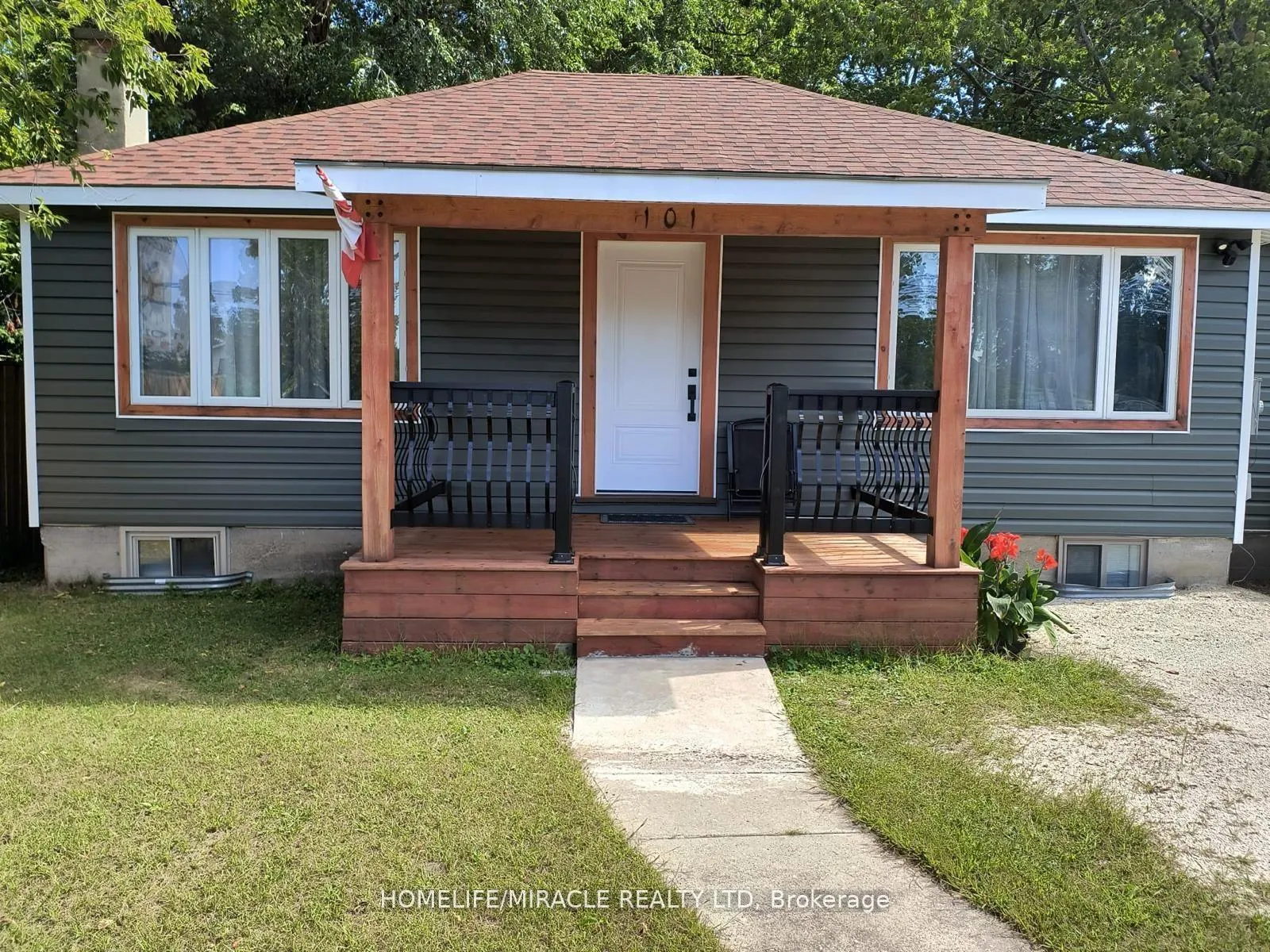 Photo 1 of 101 River Road E, Wasaga Beach — HOMEH
