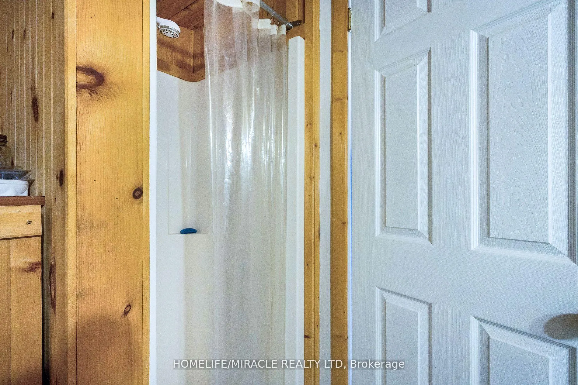 Photo 17 of 101 River Road E, Wasaga Beach — HOMEH