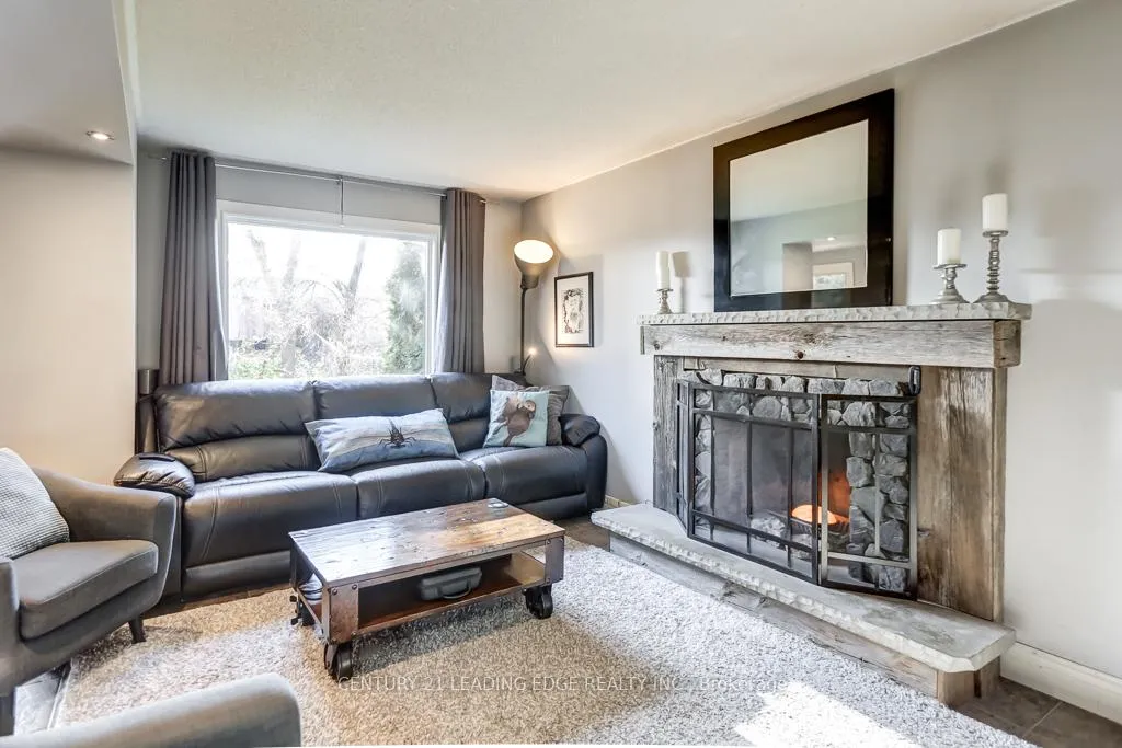 Photo 13 of 104 De Rose Avenue, Caledon, Bolton West — HOMEH