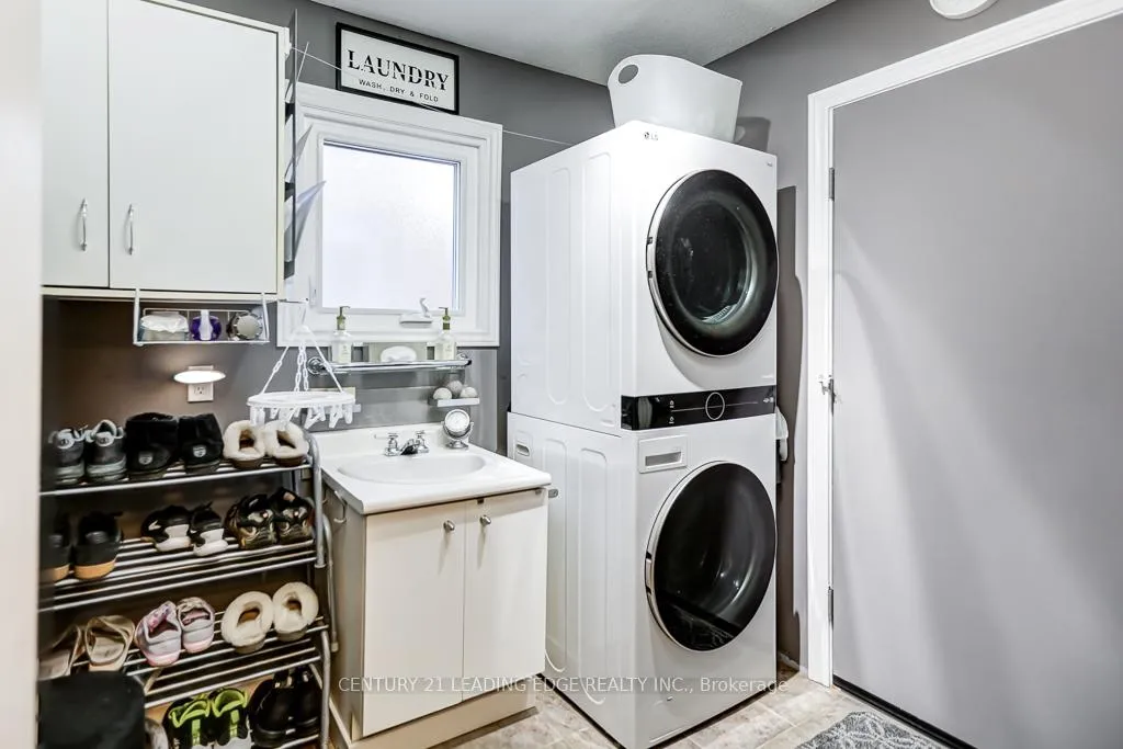 Photo 21 of 104 De Rose Avenue, Caledon, Bolton West — HOMEH