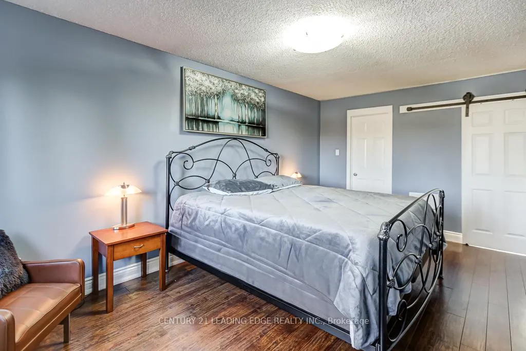 Photo 23 of 104 De Rose Avenue, Caledon, Bolton West — HOMEH