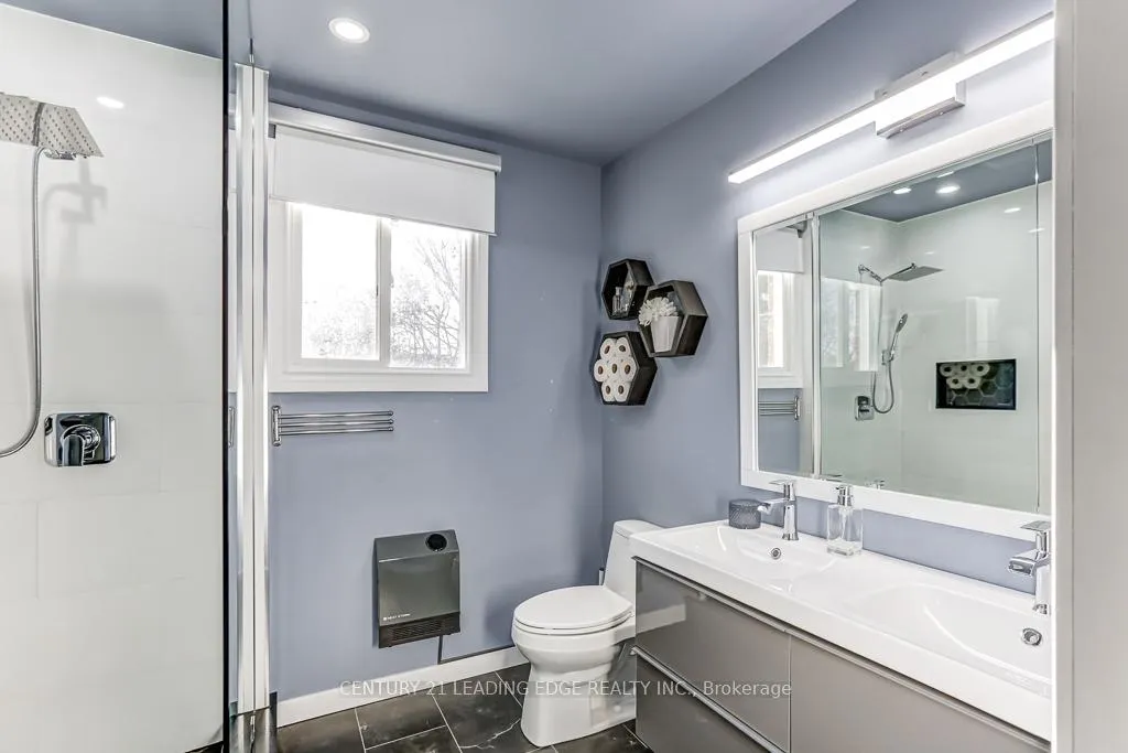 Photo 25 of 104 De Rose Avenue, Caledon, Bolton West — HOMEH