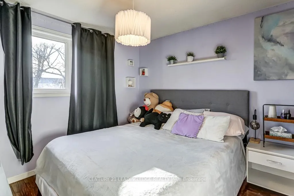 Photo 29 of 104 De Rose Avenue, Caledon, Bolton West — HOMEH