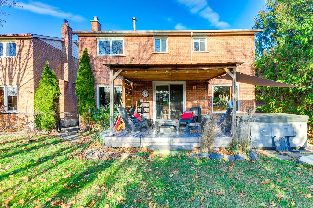 Photo 40 of 104 De Rose Avenue, Caledon, Bolton West — HOMEH