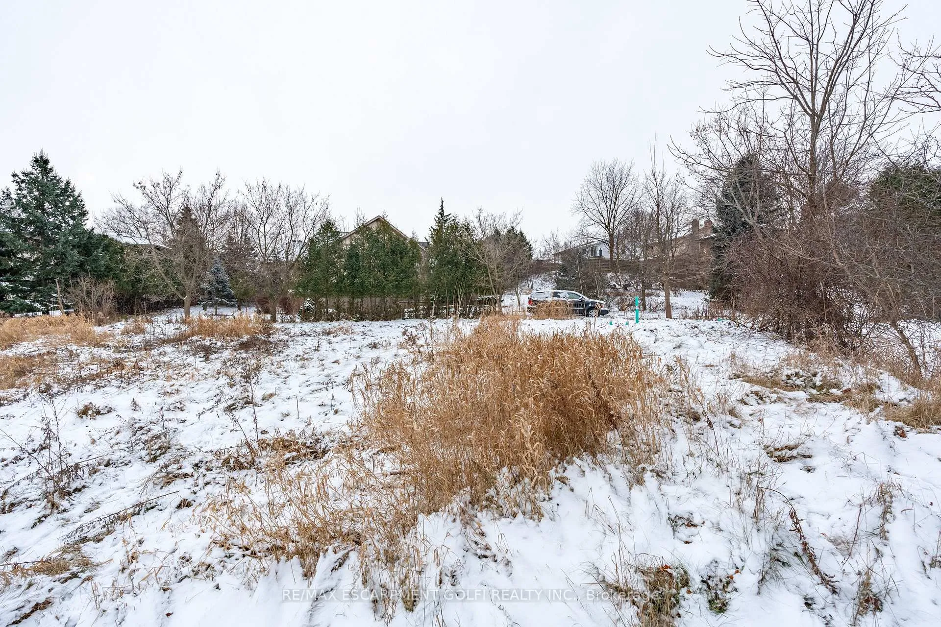 Photo 6 of 7 Ridgewood Boulevard, Hamilton, Dundas — HOMEH