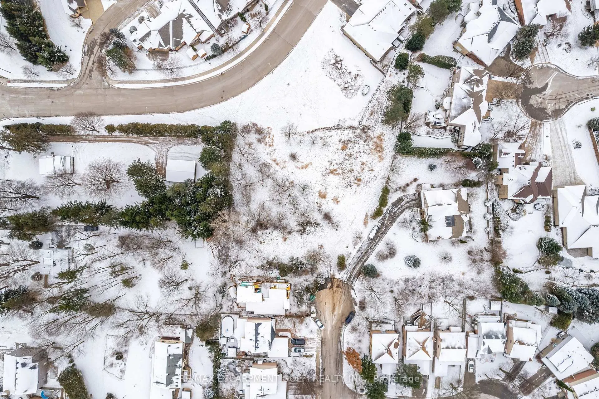 Photo 17 of 7 Ridgewood Boulevard, Hamilton, Dundas — HOMEH