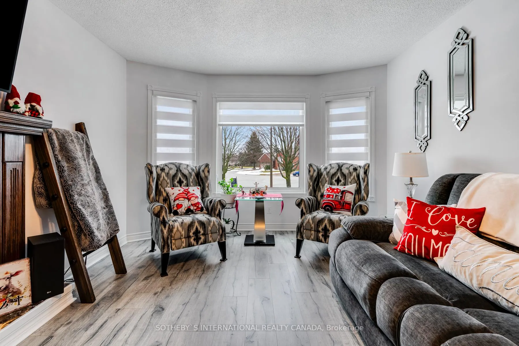 Photo 9 of 47 Eastgrove Crescent, Leamington — HOMEH