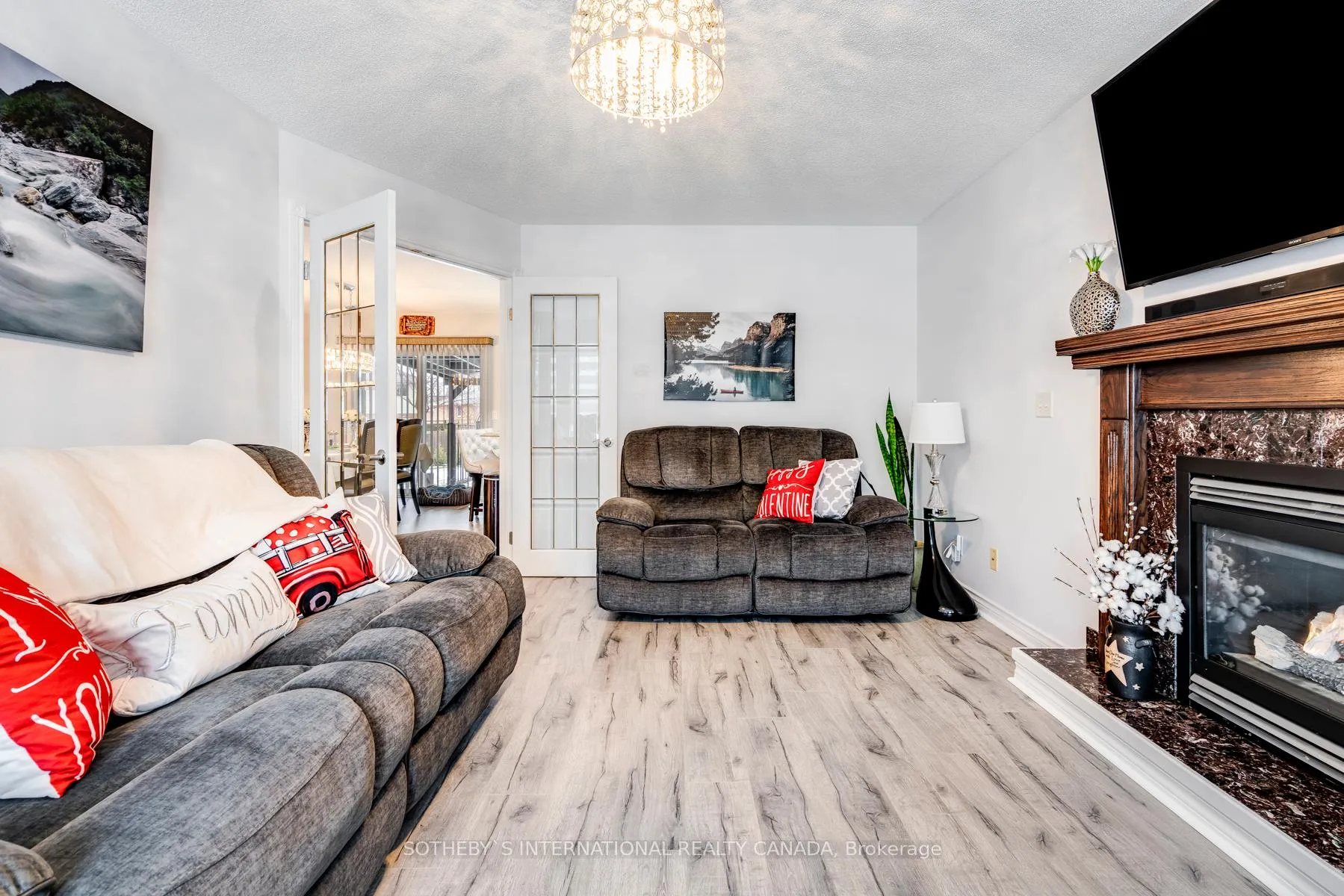 Photo 10 of 47 Eastgrove Crescent, Leamington — HOMEH