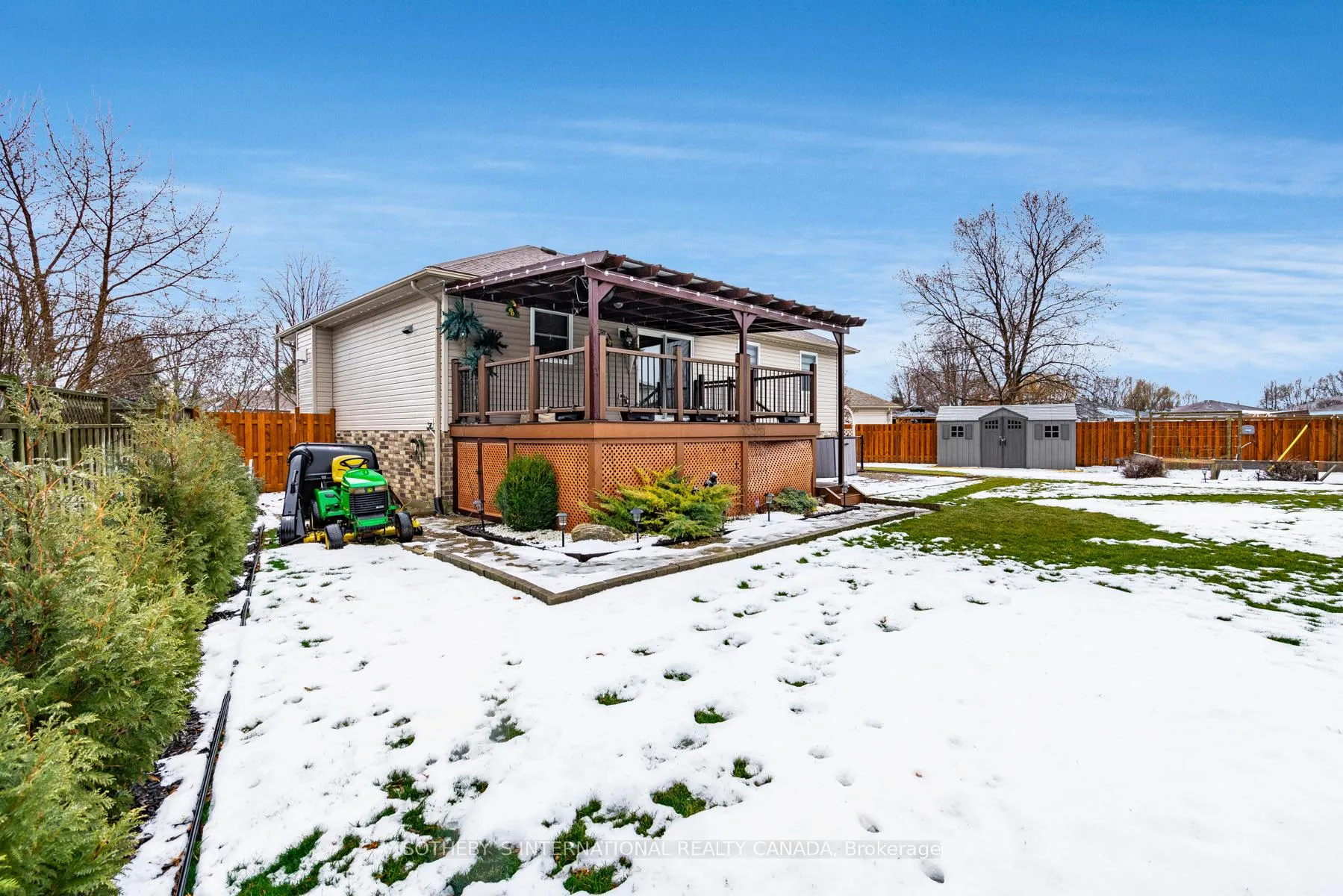 Photo 34 of 47 Eastgrove Crescent, Leamington — HOMEH