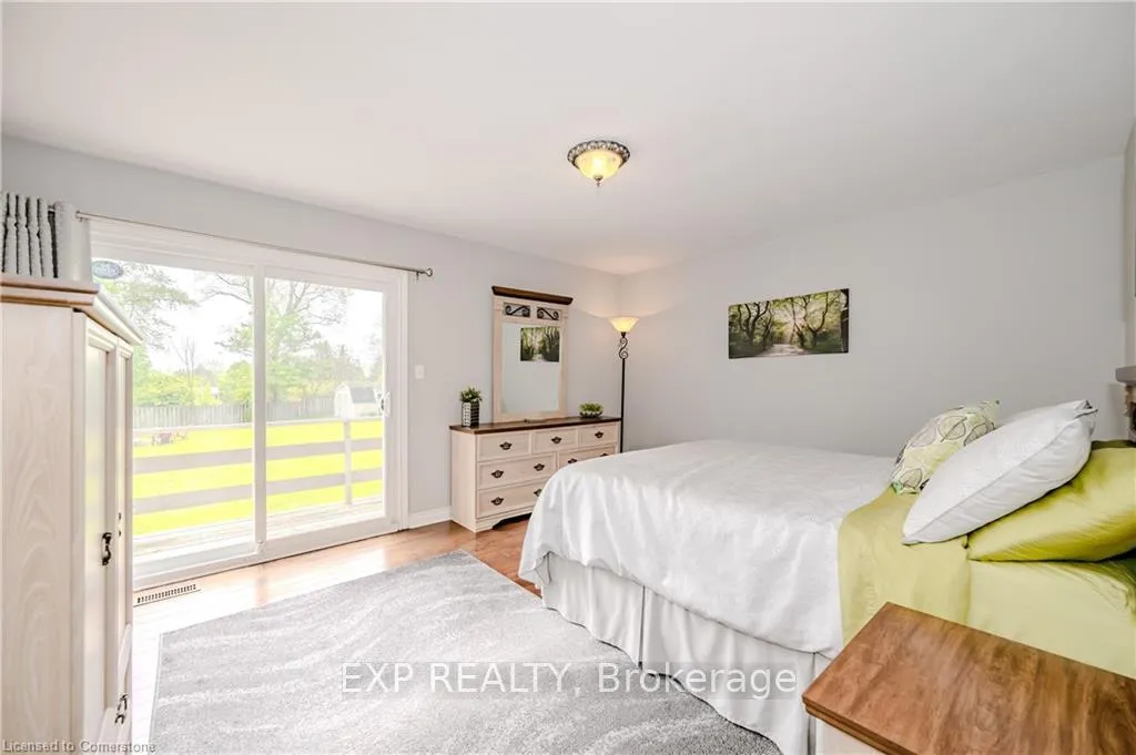 Photo 18 of 11 Coachman Crescent, Hamilton, Freelton — HOMEH