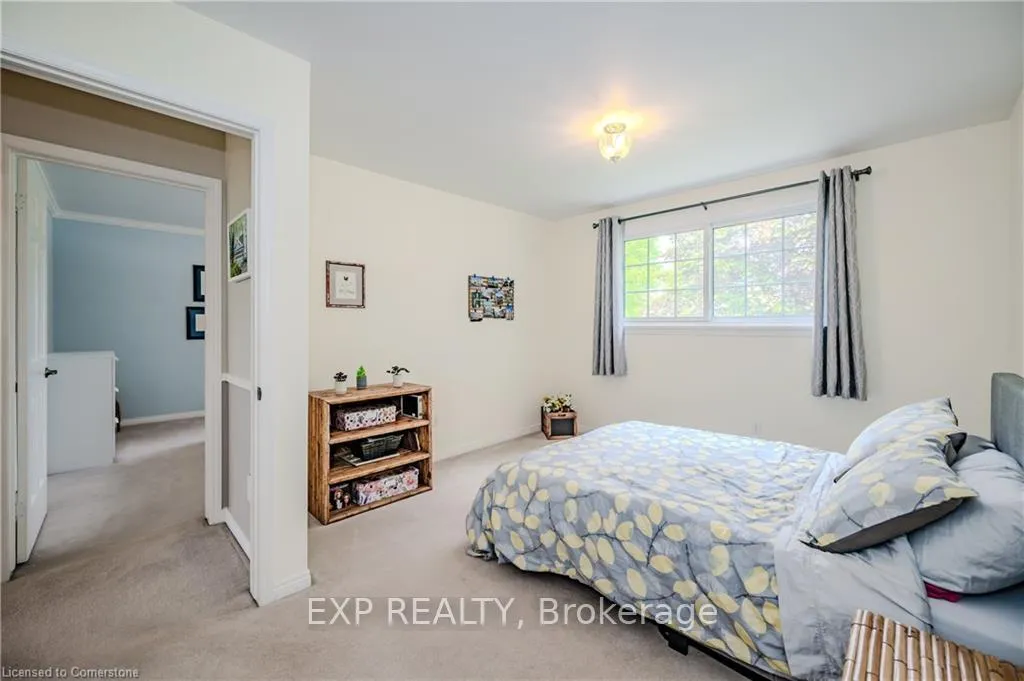 Photo 25 of 11 Coachman Crescent, Hamilton, Freelton — HOMEH