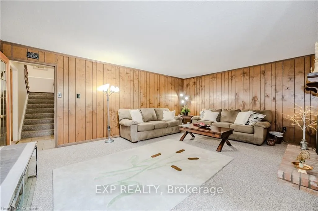 Photo 35 of 11 Coachman Crescent, Hamilton, Freelton — HOMEH