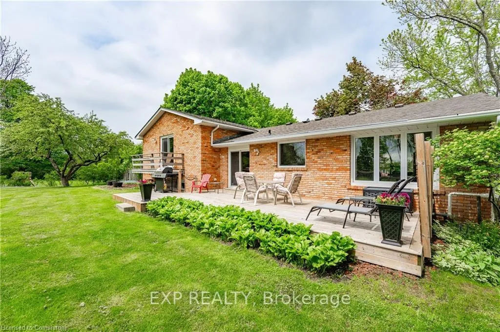 Photo 40 of 11 Coachman Crescent, Hamilton, Freelton — HOMEH