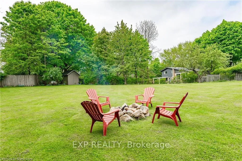 Photo 43 of 11 Coachman Crescent, Hamilton, Freelton — HOMEH