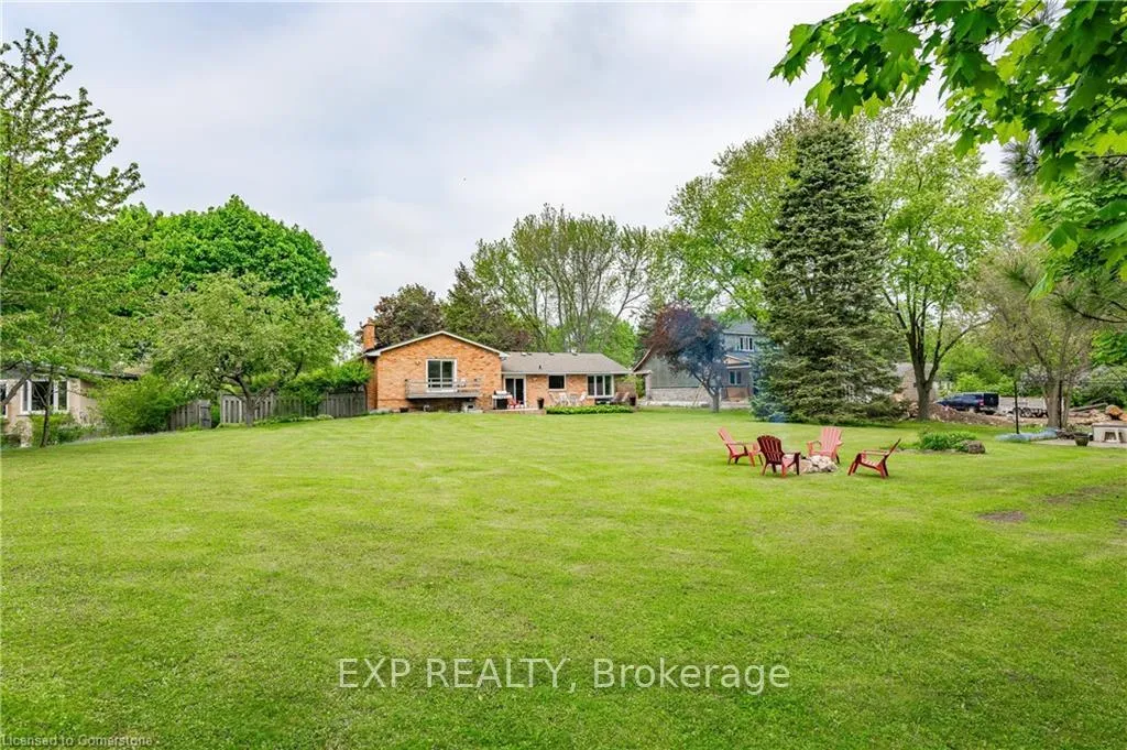 Photo 44 of 11 Coachman Crescent, Hamilton, Freelton — HOMEH