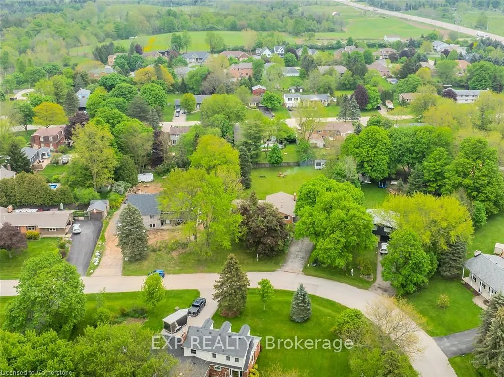 Photo 47 of 11 Coachman Crescent, Hamilton, Freelton — HOMEH