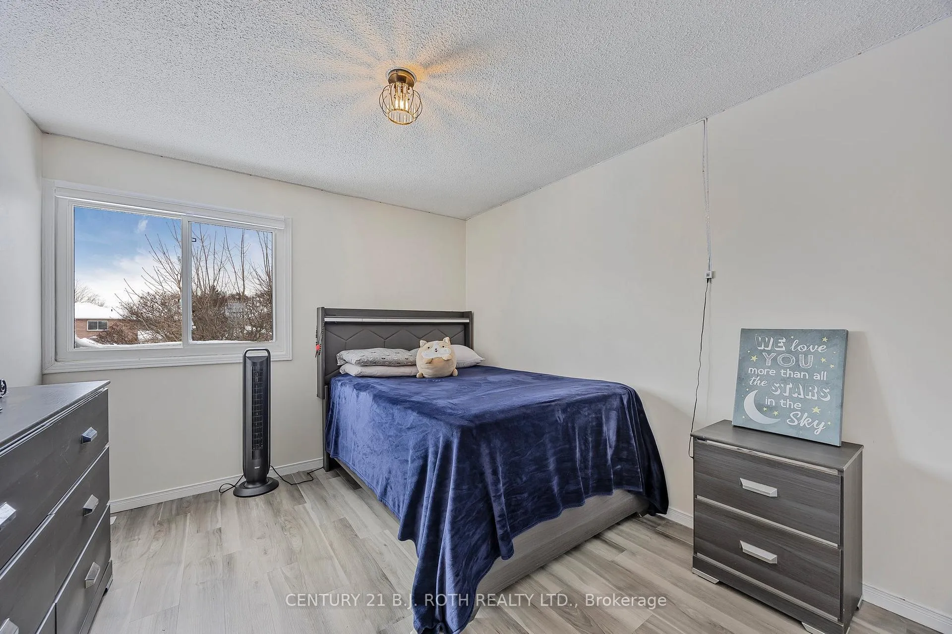 Photo 19 of 13 Wallace Drive, Barrie, Northwest — HOMEH