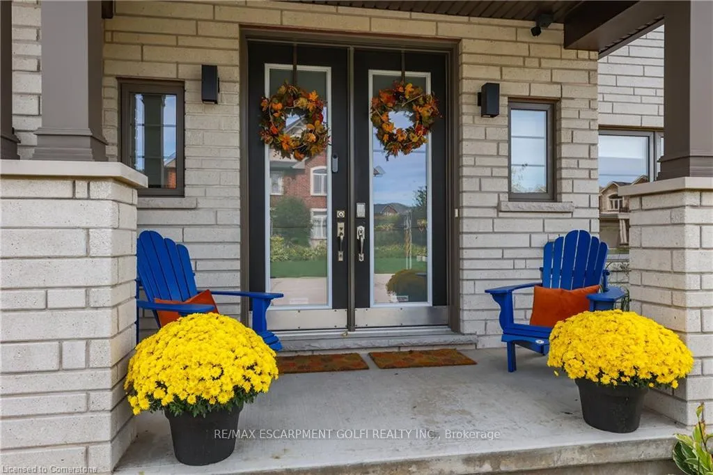 Photo 2 of 412 Annalee Drive, Hamilton, Ancaster — HOMEH