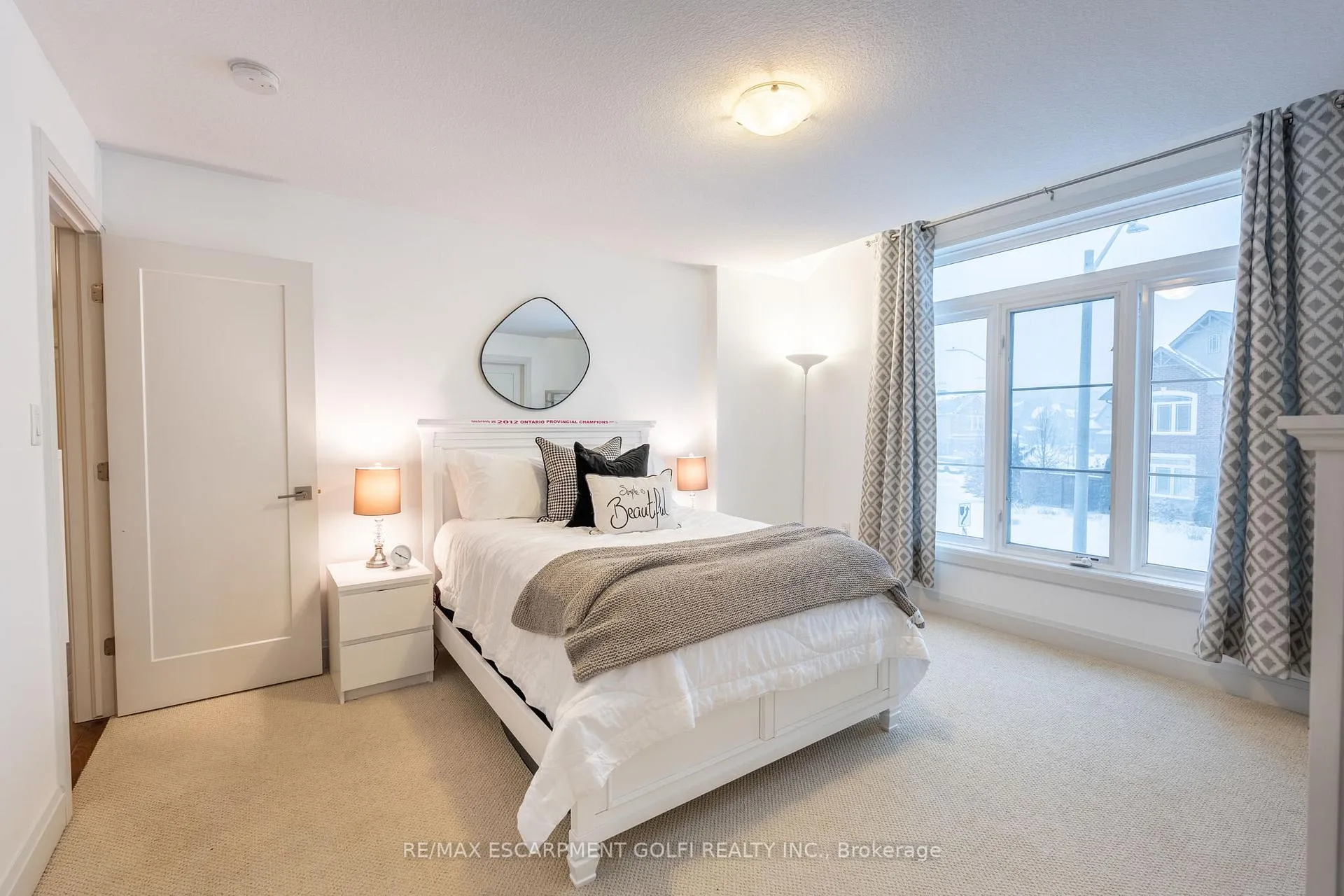 Photo 22 of 412 Annalee Drive, Hamilton, Ancaster — HOMEH