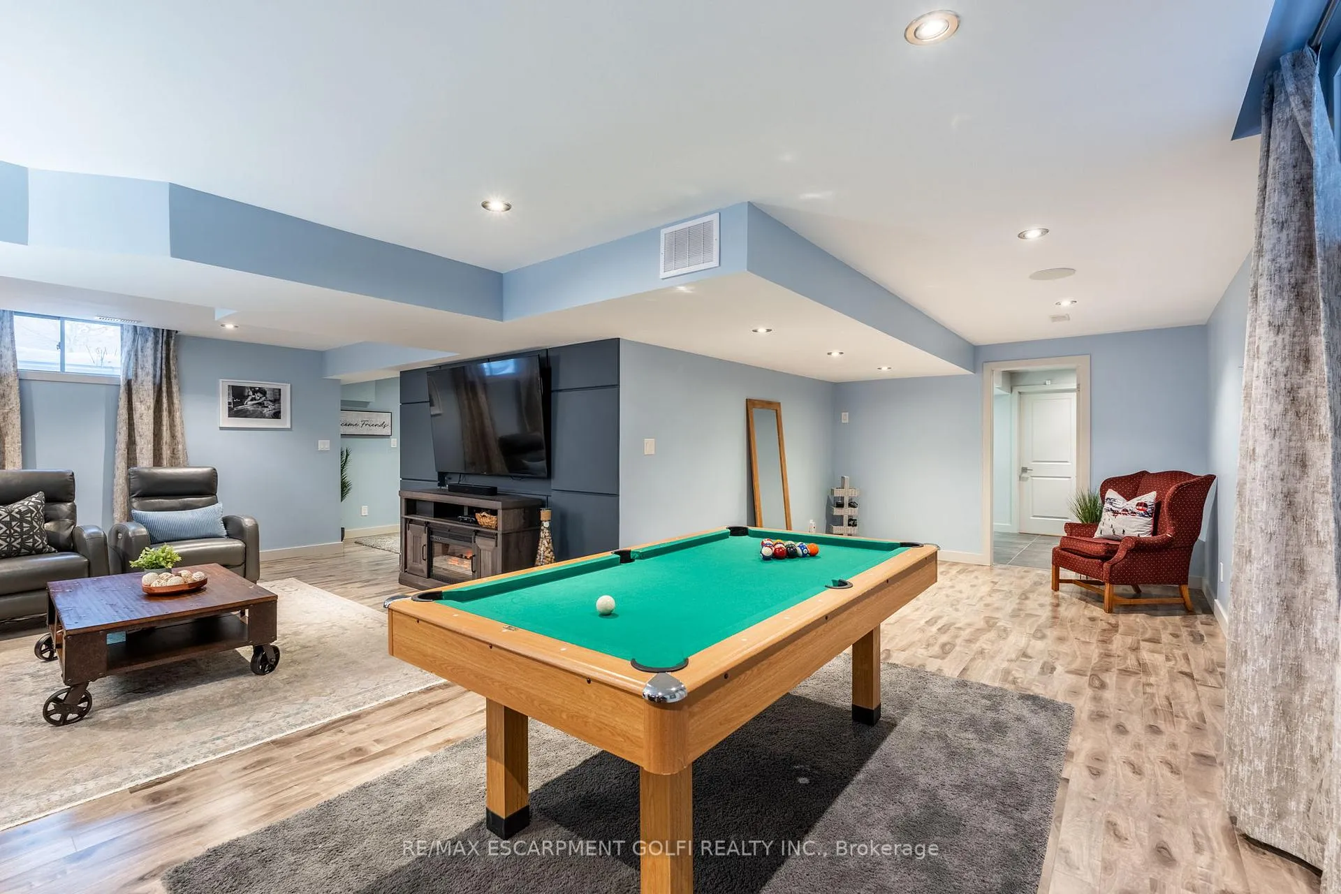 Photo 33 of 412 Annalee Drive, Hamilton, Ancaster — HOMEH