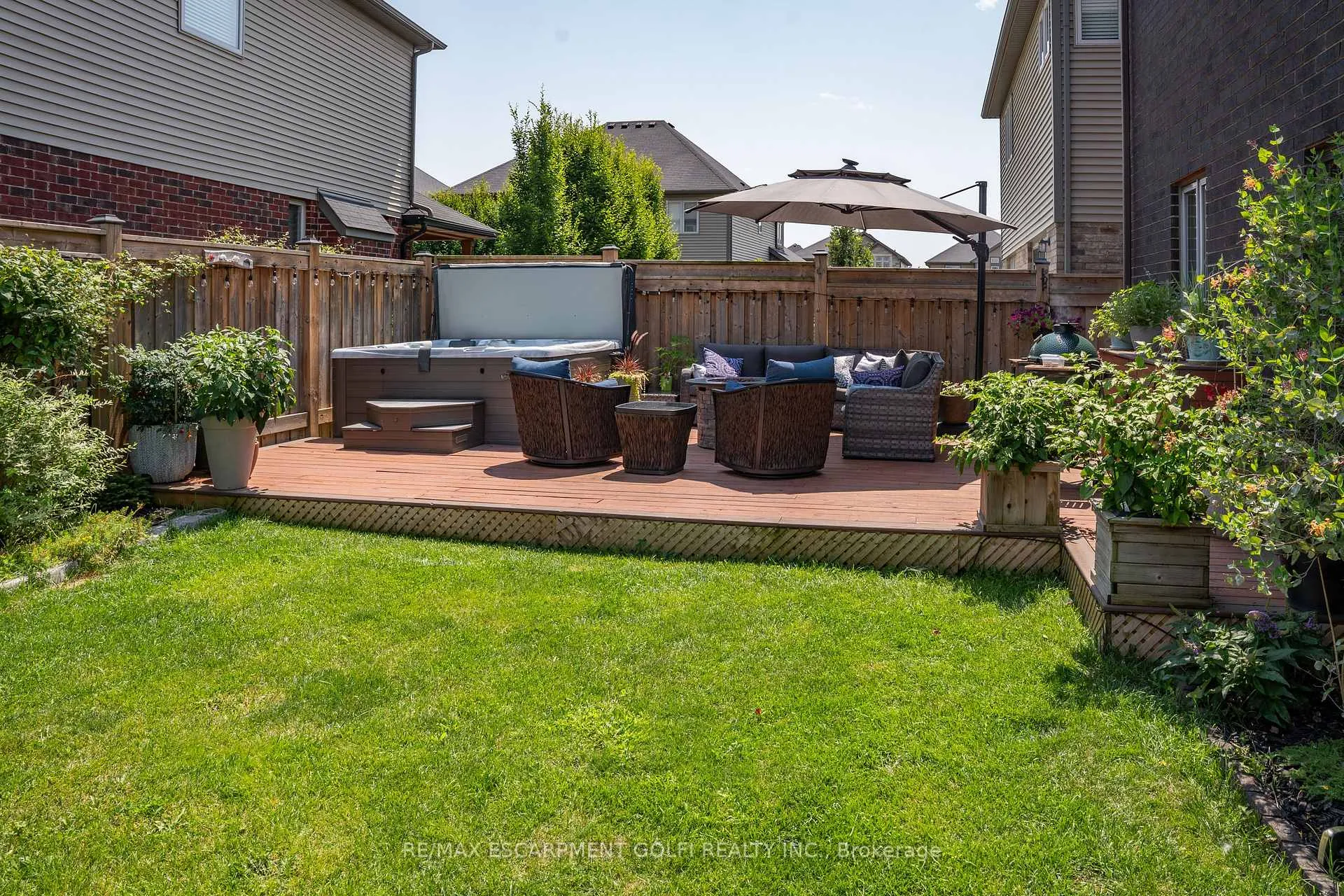 Photo 38 of 412 Annalee Drive, Hamilton, Ancaster — HOMEH