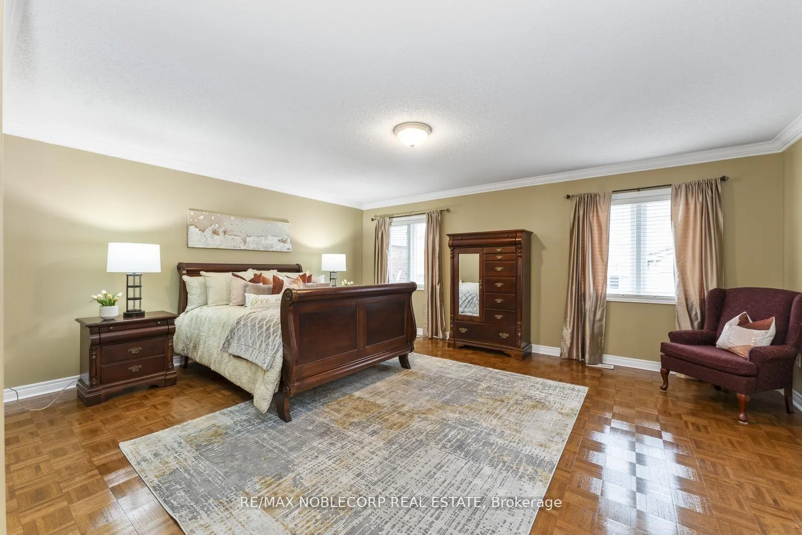 Photo 20 of 36 Venice Gate Drive, Vaughan, Vellore Village — HOMEH
