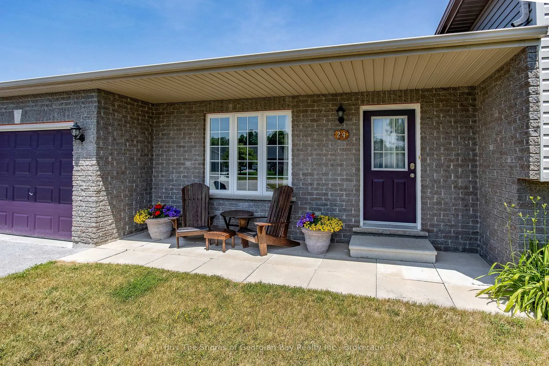 Photo 5 of 24 Marl Creek Drive, Springwater, Phelpston — HOMEH